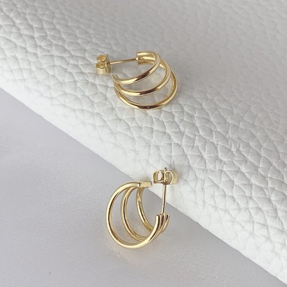 [18k Gold Plated] Triple Line Stud Earrings - Picture 8 of 9